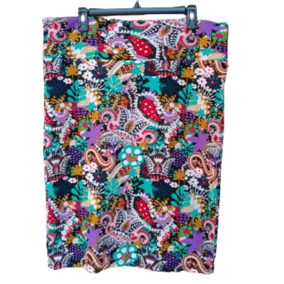 LuLaRoe Cassie Multicolor Paisley Print Pencil Skirt Stretch Purple Red - Picture 1 of 7